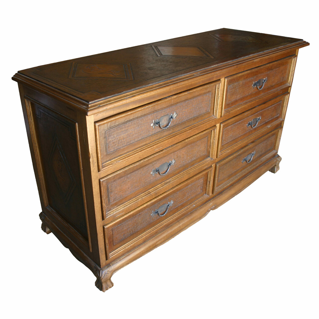 dresser in spanish